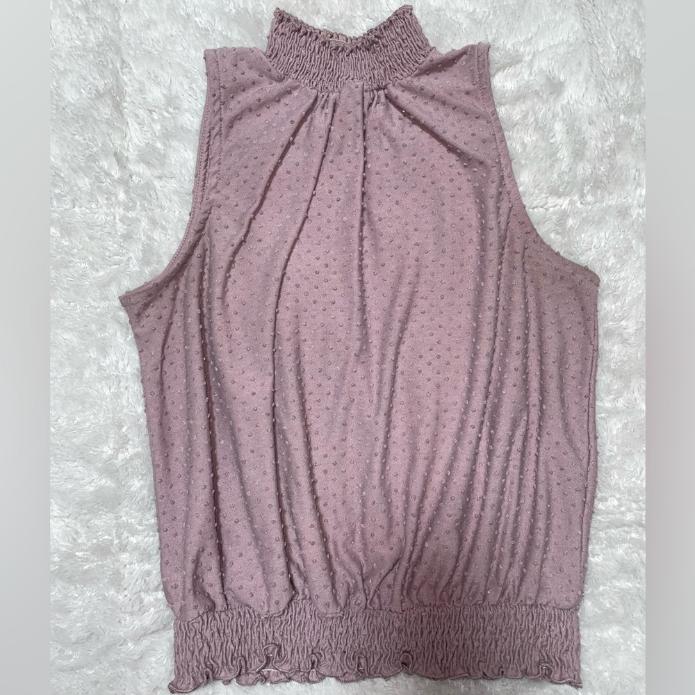 💜W5 Sleeveless Smocked Hem High Smocked Neck Dot Textured Blouse